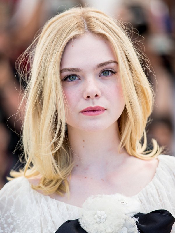 Elle Fanning net worth 