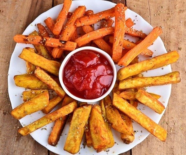 Beyonce's band likes fries