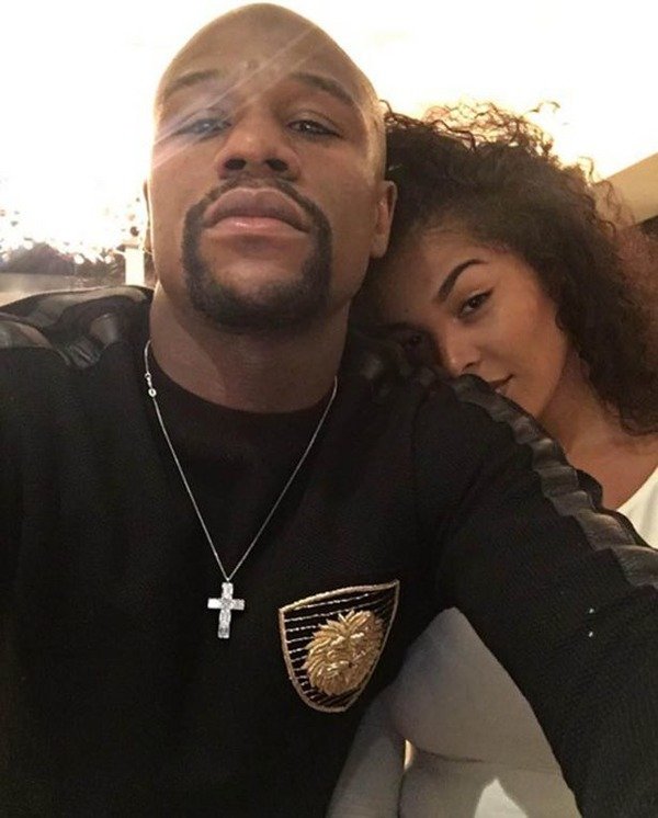 Floyd Mayweather's girlfriend Brit Raemarni