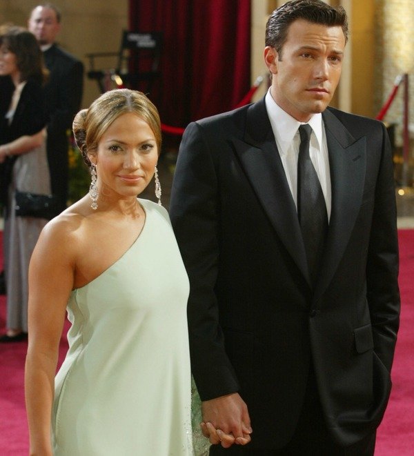 Ben Affleck Gift to JLo Ben Affleck Gift to JLo