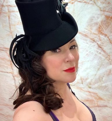 Jennifer Tilly biography