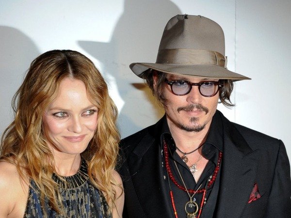 Johnny Depp with his kids' mother Vanessa Paradis