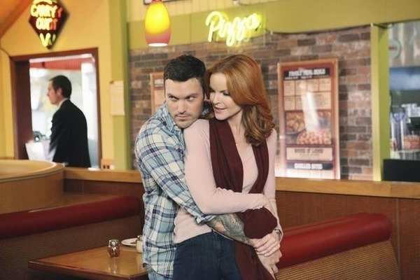 Brian Green and Marcia Cross in Desperate Housewives