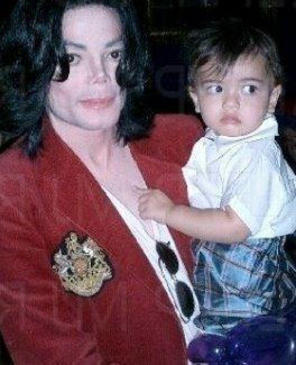Michael Jackson son Blanket