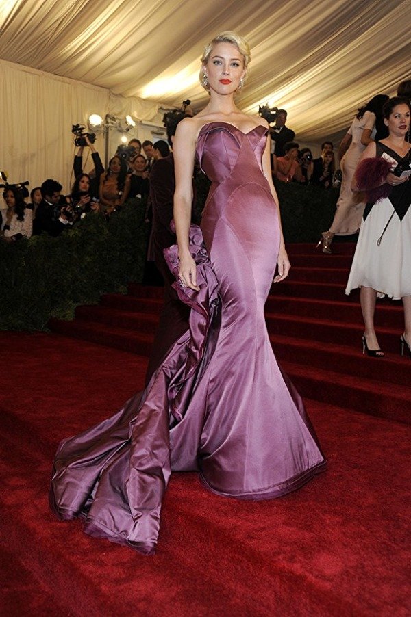 The beauty Amber Heard immediately captured Johnny Depp heart The beauty Amber Heard immediately captured Johnny Depp heart