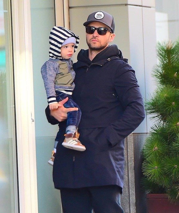 Justin Timberlake with his son Silas