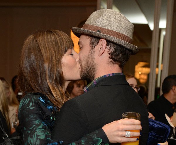 Justin Timberlake proposed Jessica Biel in December, 2011