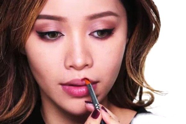 Michelle Phan helped others to look beautiful