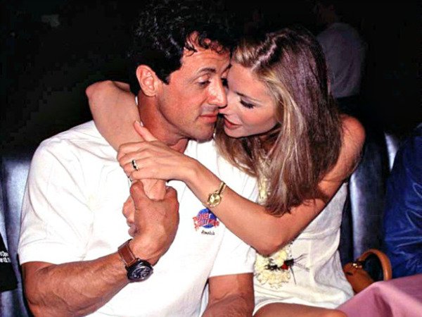 Jennifer Flavin and Sly Stallone met in a restaurant