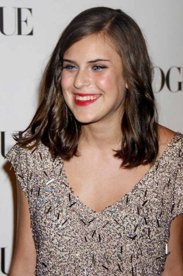 Rumer Willis in her teens