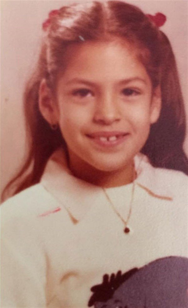 Eva Mendes young