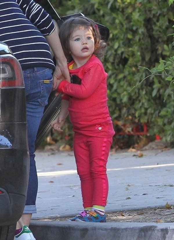 Mila Kunis daughter Wyatt 