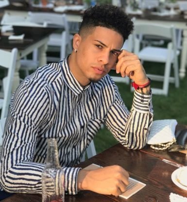 Austin McBroom biography