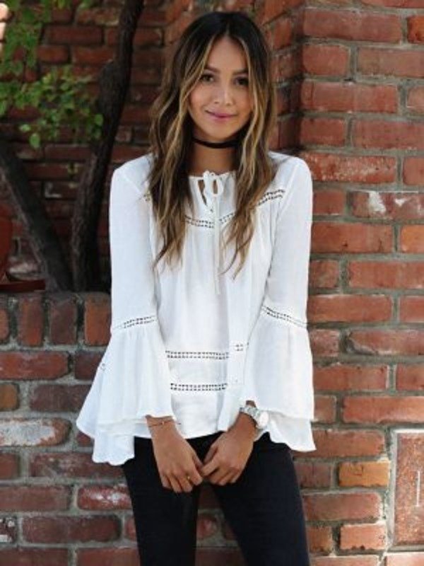 Julie Sarinana is an Instagram fashion blogger