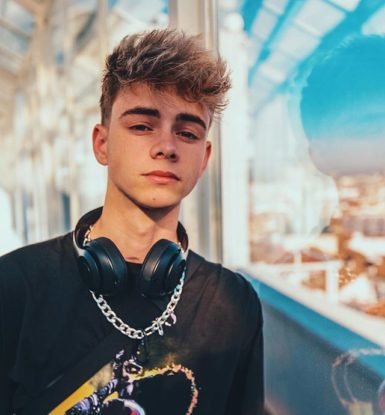 Corbyn Besson biography