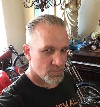 Jesse James biography